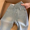 浅蓝色爆款烫钻直筒牛仔裤女2025秋季新款设计感高腰显瘦阔腿长裤
