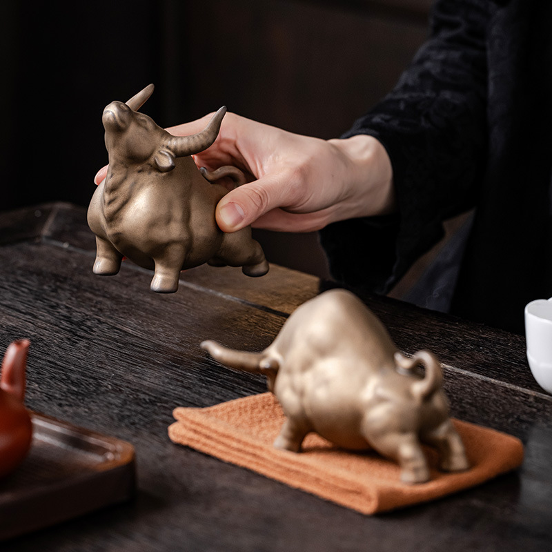 陶瓷招财牛摆件吉祥物家居客厅装饰品十二生肖牛年礼品茶桌茶宠