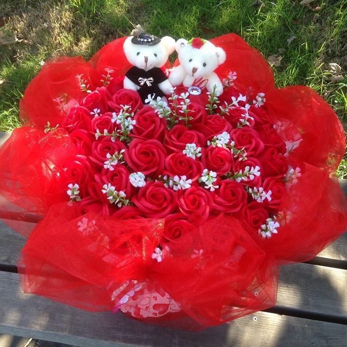 999朵玫瑰花束花表白订婚520走心礼品鲜花香皂花送女友结婚
