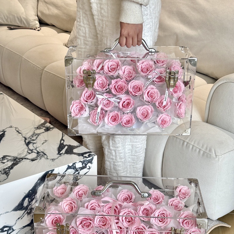 厂家直发玫瑰永生花巨型行李箱高级感花盒送女友闺蜜生日礼物批发