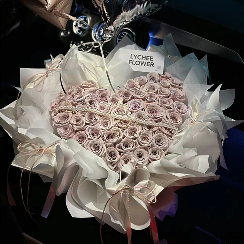 轻奢永生花仿真香皂花七夕芭蕾风送女友玫瑰花束蝴蝶结曼塔玫瑰花