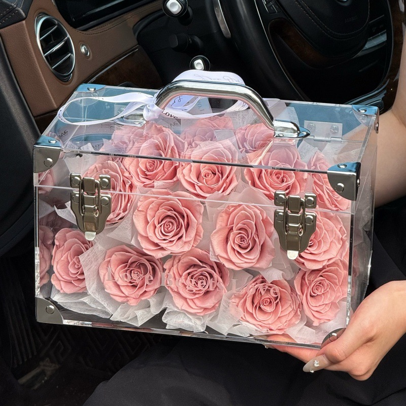 厂家直发玫瑰永生花巨型行李箱高级感花盒送女友闺蜜生日礼物批发