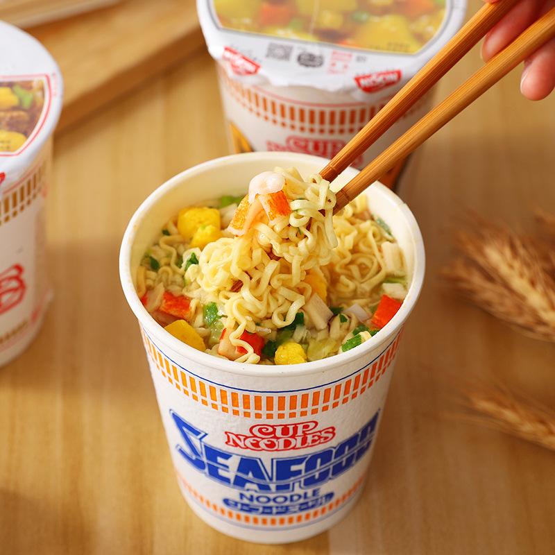 日清合味道杯面咖喱虾仁海鲜日本风味同款泡面大桶速食方便面批发
