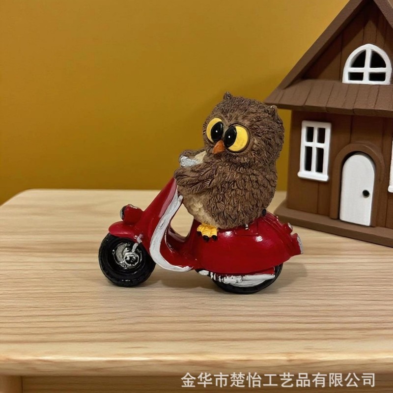 新款猫头鹰骑摩托卡通树脂工艺品创意办公家居桌面小摆件动物可爱