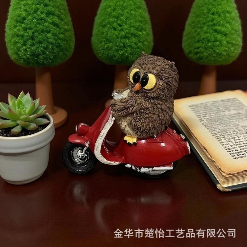 新款猫头鹰骑摩托卡通树脂工艺品创意办公家居桌面小摆件动物可爱