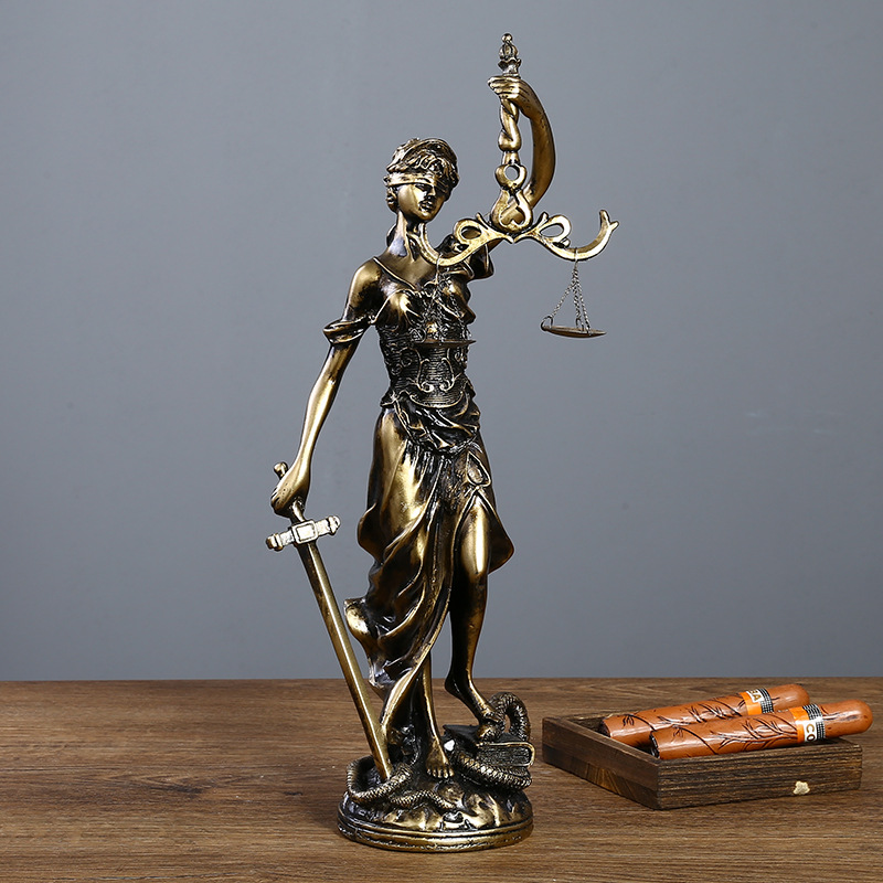 仿古铜女神忒弥斯雕塑雕像律师办公室公平小雕像正义法律天平摆件