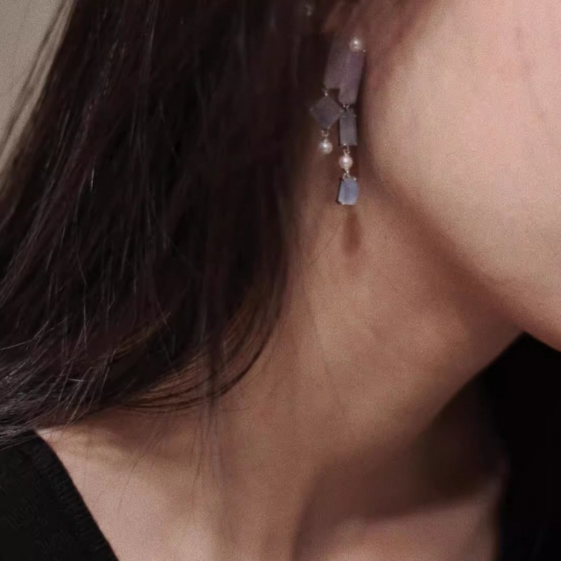 新中式梦幻蓝紫独特设计耳钉不规则时尚高级感显白耳饰女2025新款