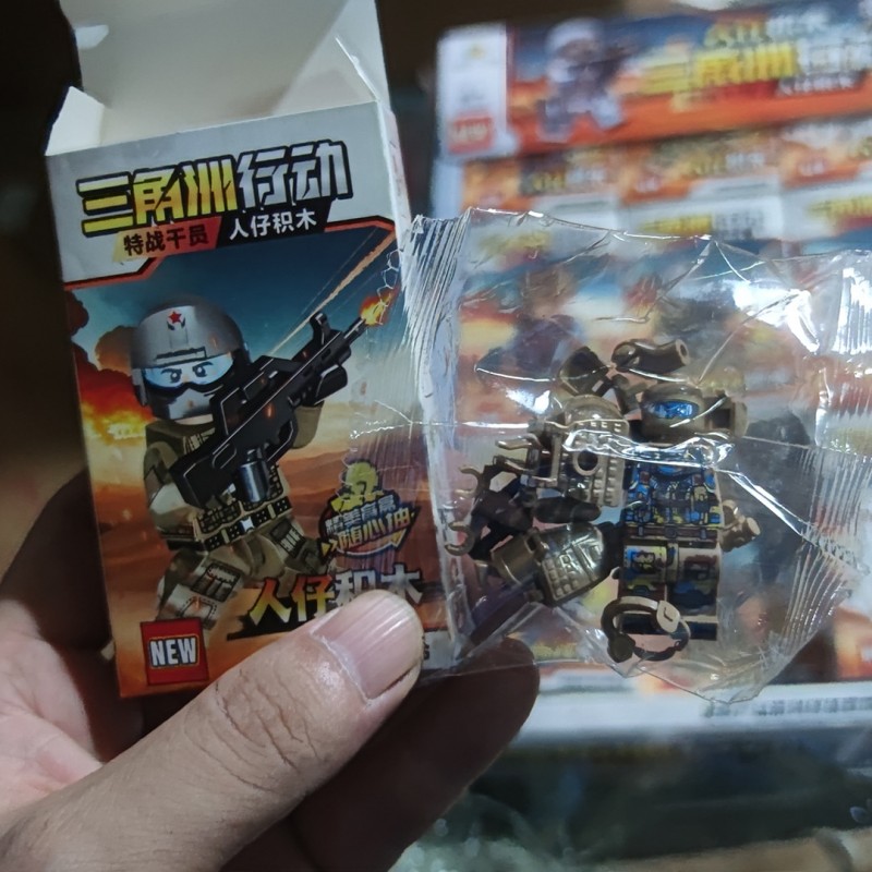 三角洲行动人仔积木男孩拼装玩具儿童幼儿园积分奖励礼品地推便宜