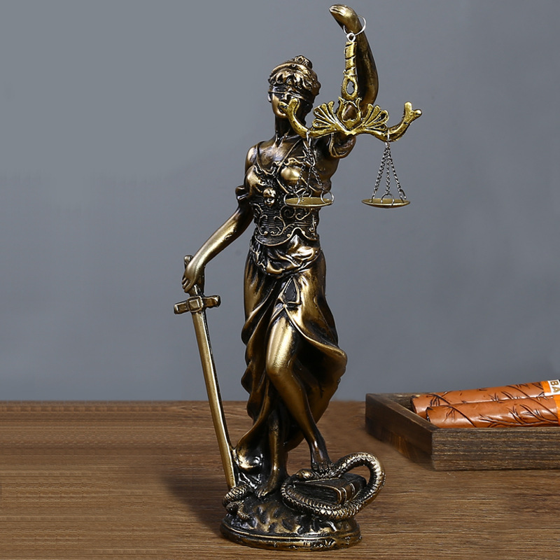 仿古铜女神忒弥斯雕塑雕像律师办公室公平小雕像正义法律天平摆件