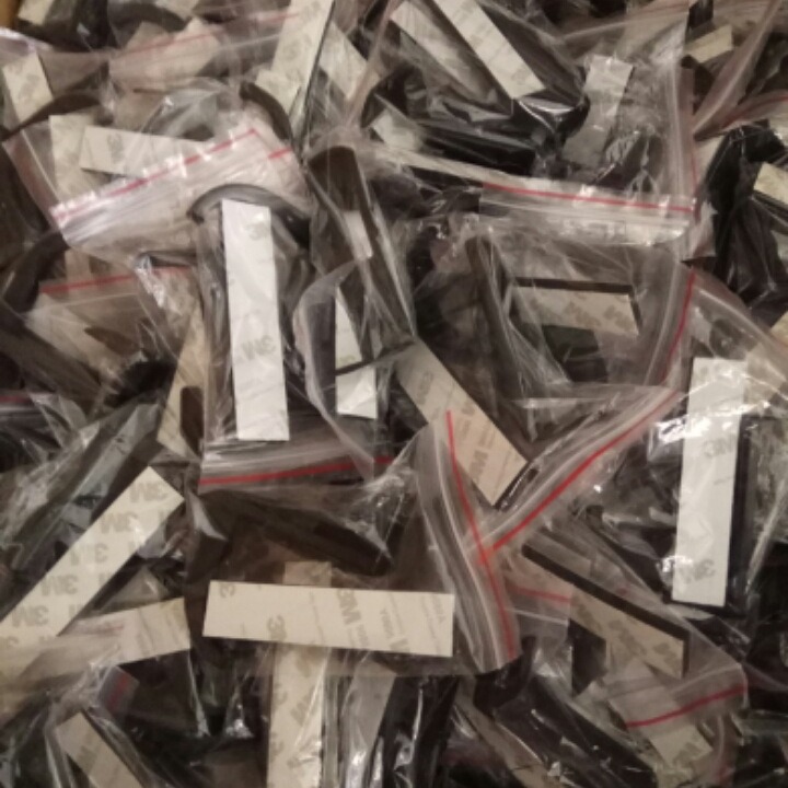 网吧耳机挂钩 耳机支架 头戴式耳机支架 电脑耳机收纳器 挂钩批发