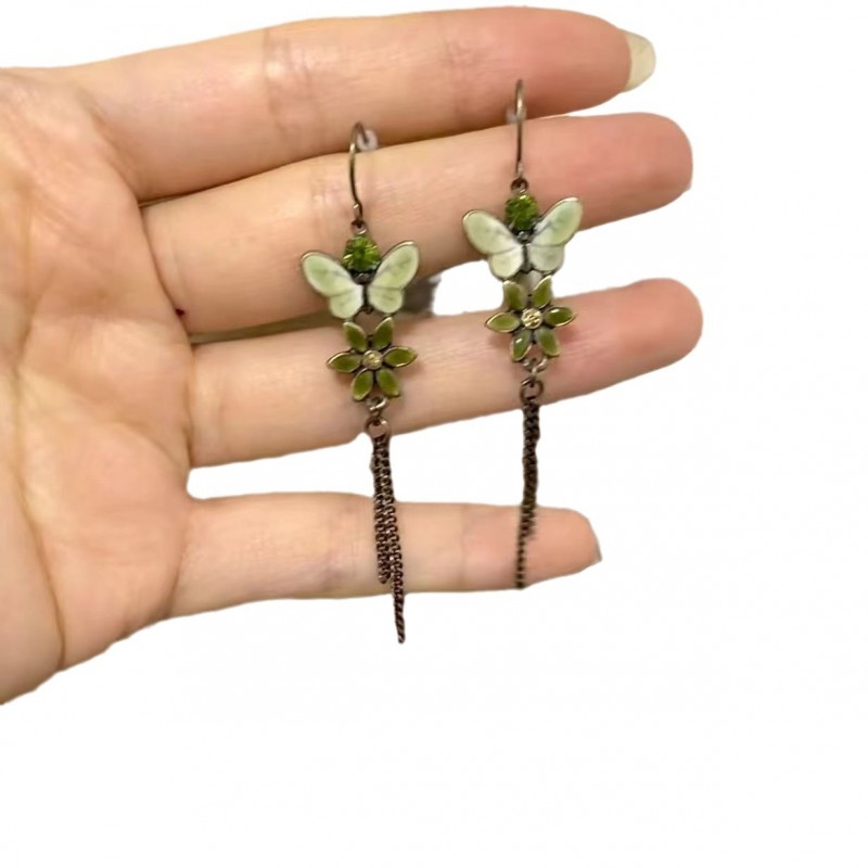 麦珠梦幻蝴蝶耳环长款流苏耳坠气质高级感小众独特设计耳饰新款女