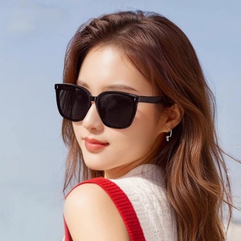 墨镜女2026新款高级感网红遮阳防晒显脸小防紫外线开车偏光太阳镜