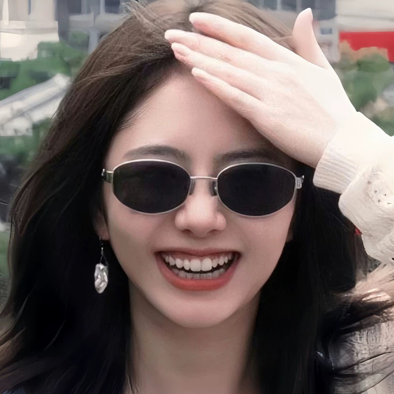 复古老钱风金属椭圆形墨镜女款防晒高级感小框港风凹造型太阳眼镜