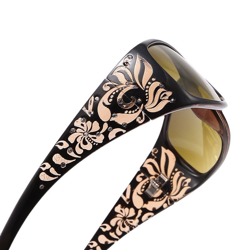 跨境爆款太阳镜女欧美热销高级镶钻防紫外线墨镜女户外sunglasses