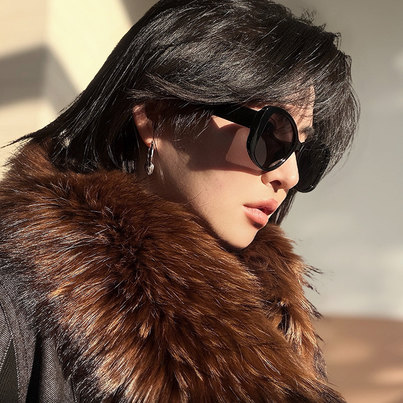 植伍复古猫眼太阳镜2026新款太阳眼镜女高级感圆脸素颜墨镜女偏光