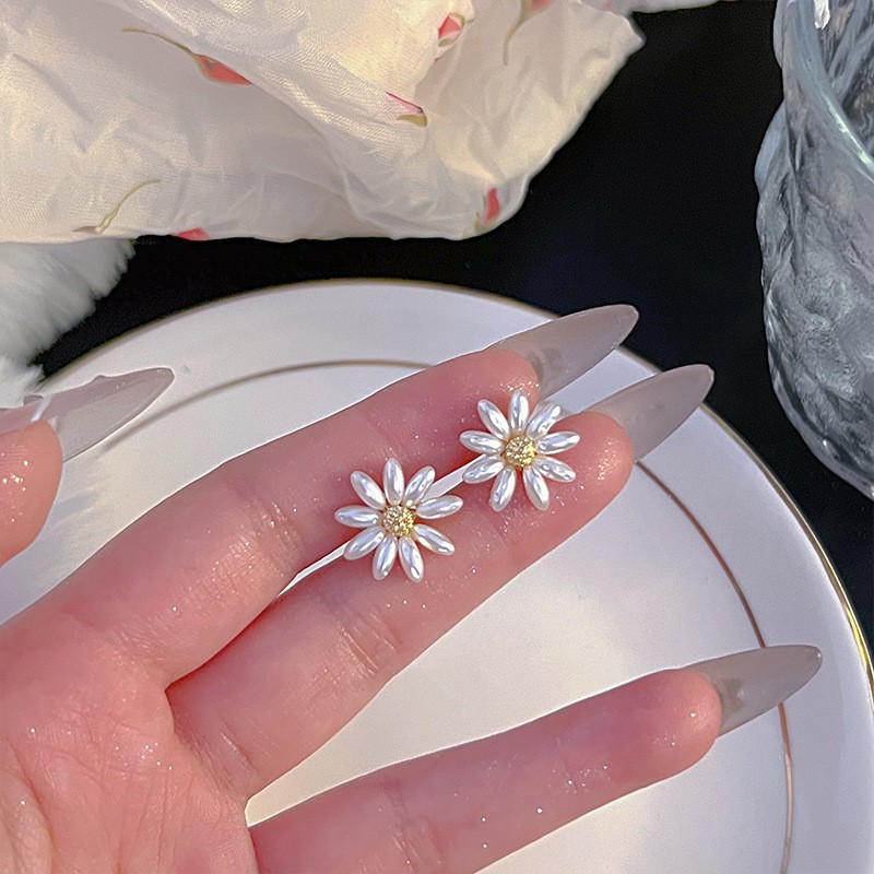 耳饰轻奢高级感925银针珍珠耳钉气质耳环经典百搭耳环批发
