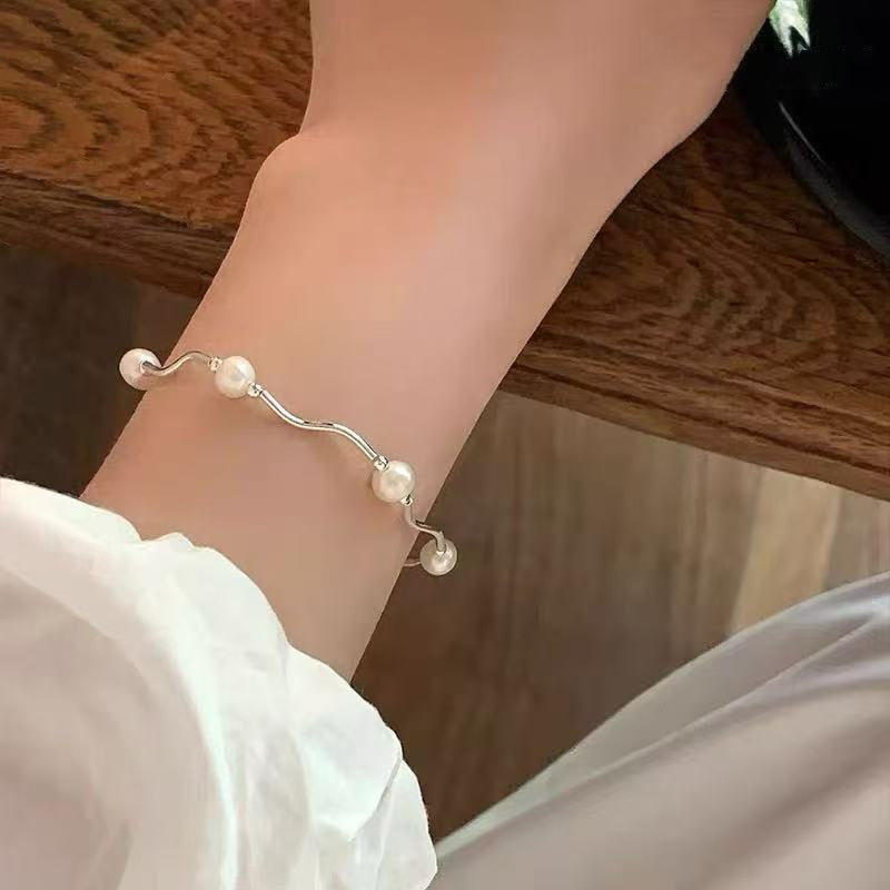 新款 925纯银百搭手链女款轻奢小众精致设计闺蜜叠戴气质手饰批发
