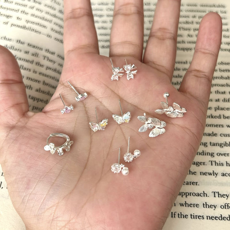 S925纯银蝴蝶耳钉女ins小众设计感睡觉免摘耳环简约养耳洞耳饰