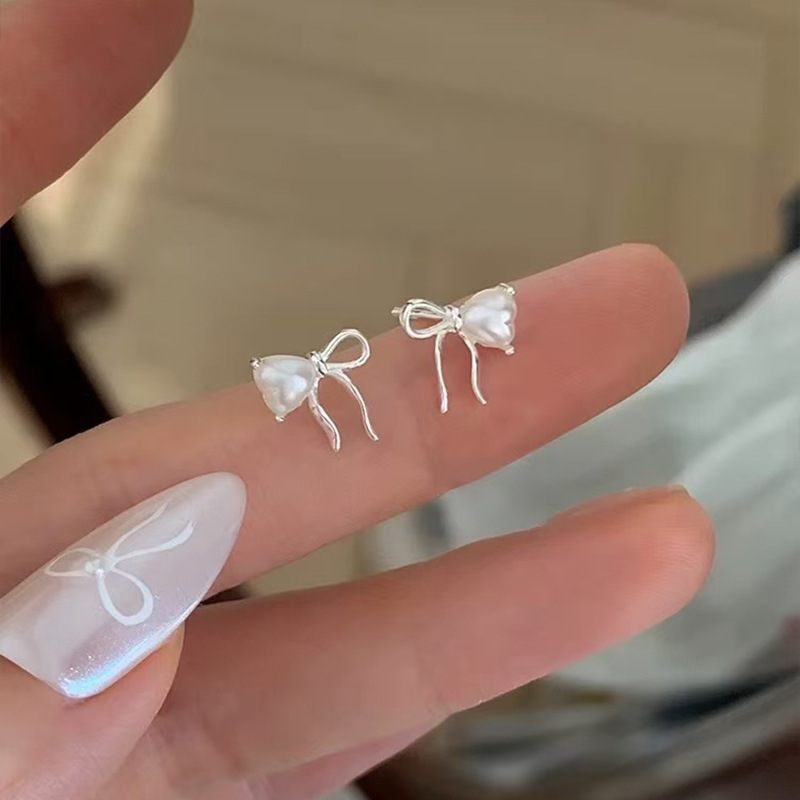 925银针精致小巧耳钉耳骨钉超仙百搭小众彩色锆石蝴蝶耳环ins耳饰