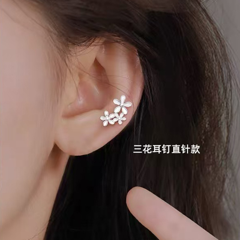 925银爱心蝴蝶耳钉女ins风小众设计感睡觉免摘耳环简约养耳洞耳饰