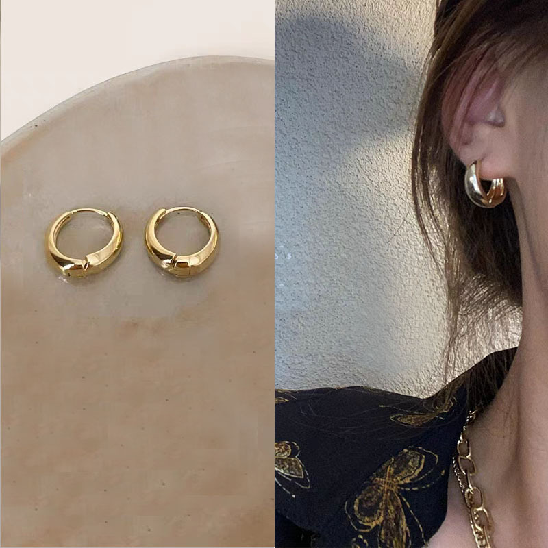 S925银针欧美夸张素圈耳环女高级感轻奢百搭简约气质耳圈耳饰批发