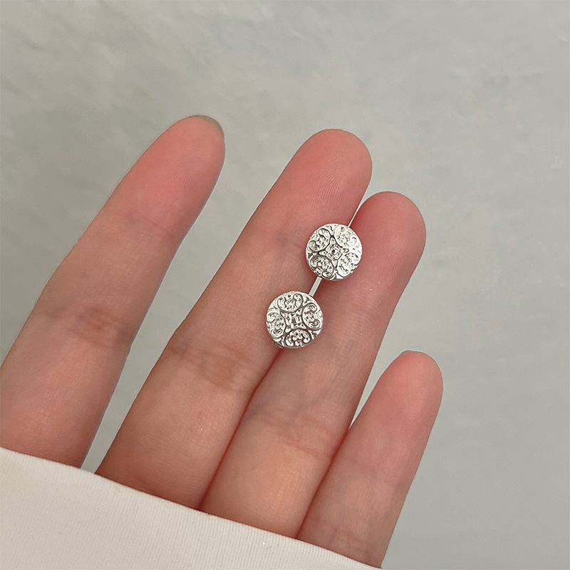 S925纯银蝴蝶耳钉女ins小众设计感睡觉免摘耳环简约养耳洞耳饰