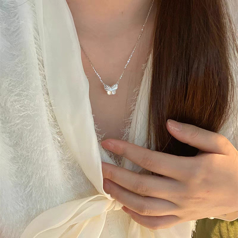 S925纯银珍珠项链女小众设计轻奢高级感不掉色简约锁骨链配饰批发