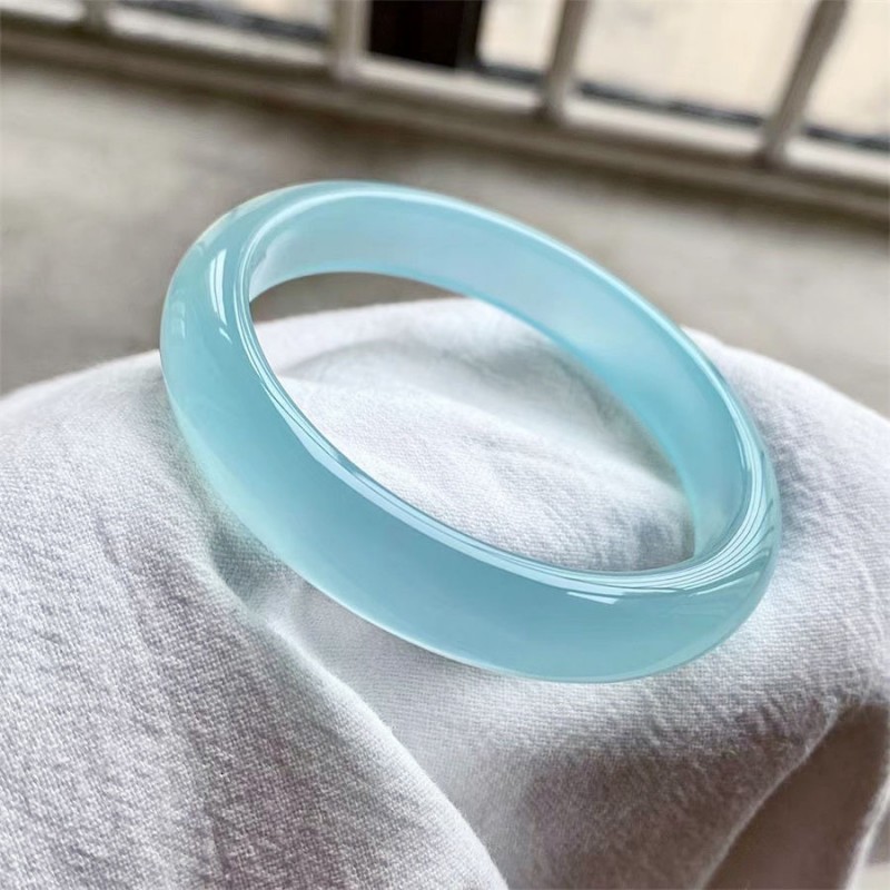 一件代发高冰种天青冻玉髓手镯前蓝色正圈玛瑙玉髓细圆条美人镯子