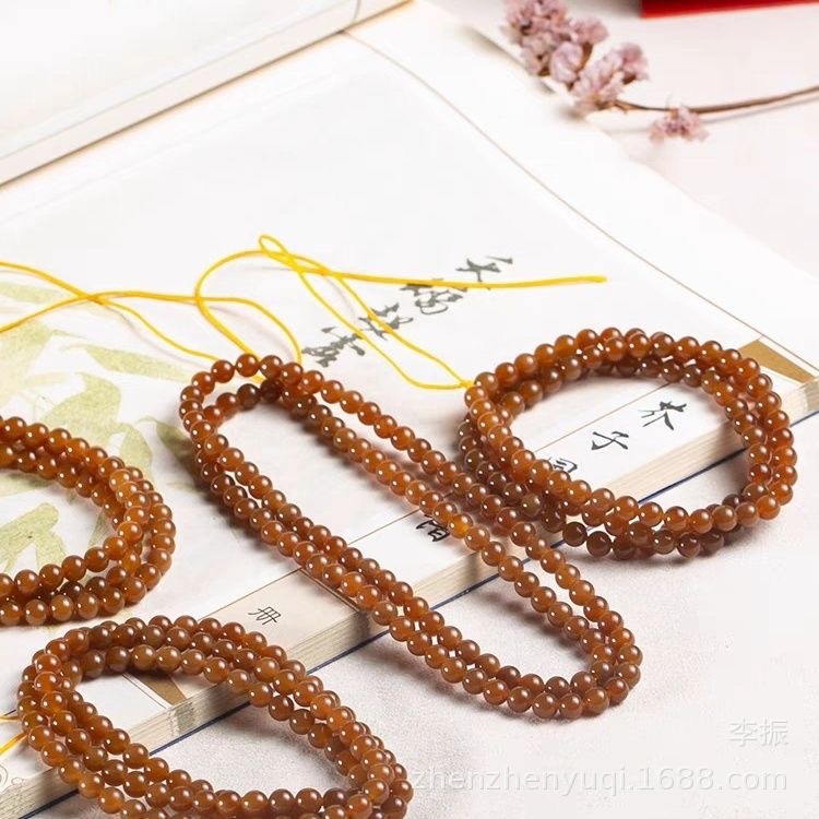 一件代发天然青白玉抱抱佛弥勒佛晴水色蚕丝玉大肚佛挂件玉佩玉坠
