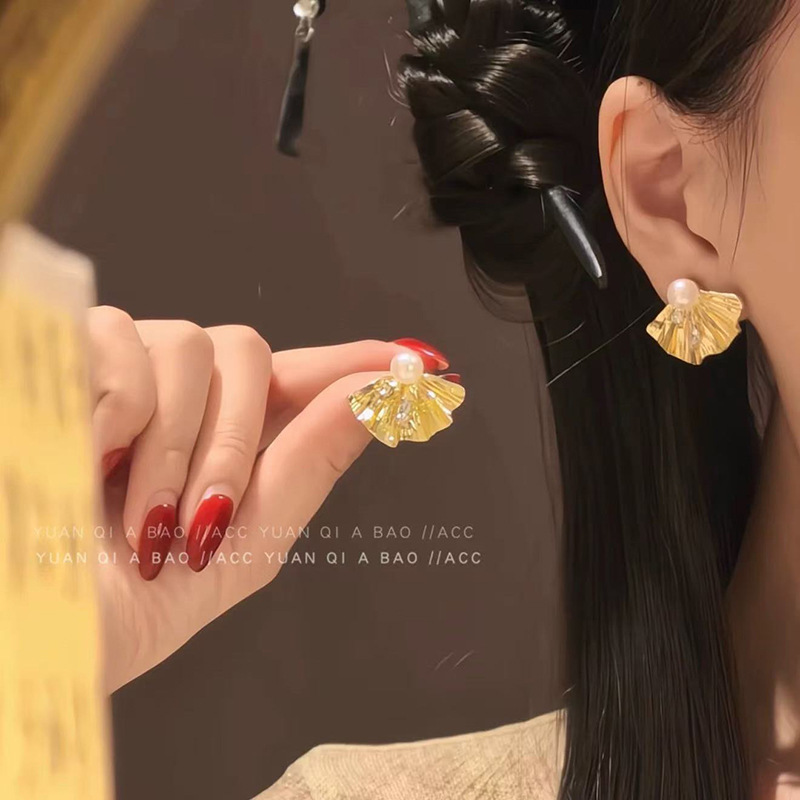 耳饰轻奢高级感925银针珍珠耳钉气质耳环经典百搭耳环批发