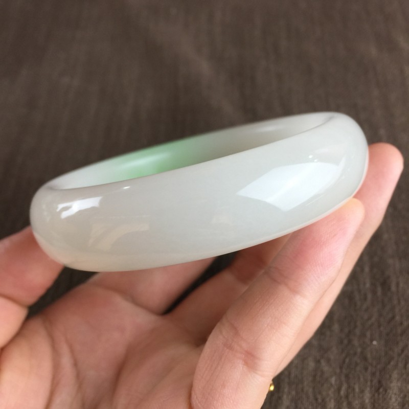 天然新疆和田玉老坑羊脂白玉翠青玉手镯青海翠玉手镯子女