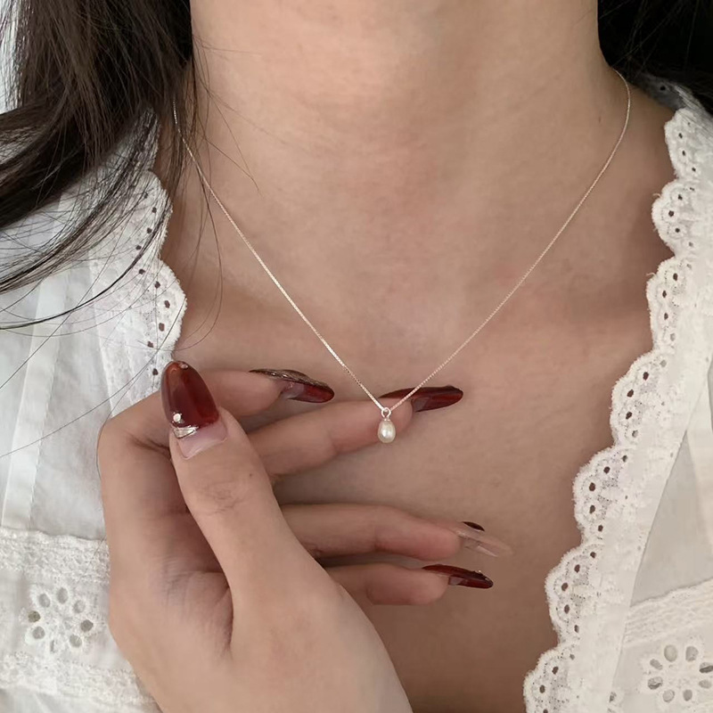 S925纯银珍珠花朵极简风项链女小众百搭精致高级感锁骨链项链批发
