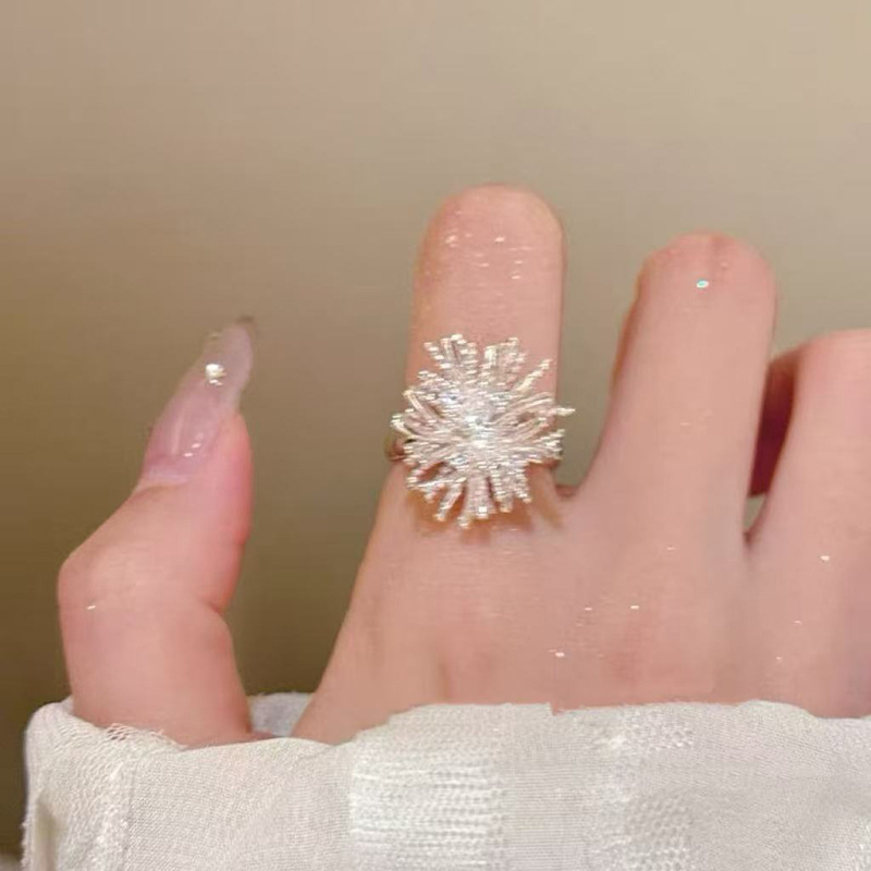 小众设计爱心戒指女可调节素银食指戒高级感指环时尚个性百搭手饰