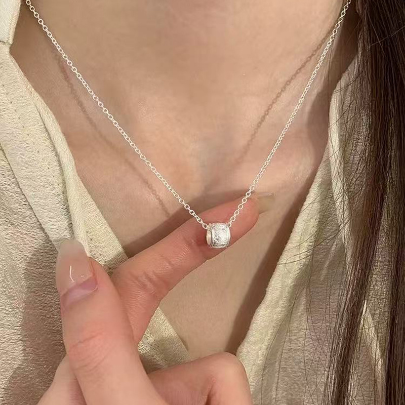 S925纯银珍珠花朵极简风项链女小众百搭精致高级感锁骨链项链批发