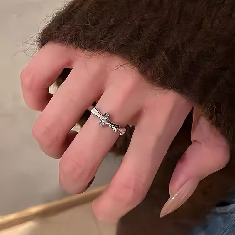 小众设计爱心戒指女可调节素银食指戒高级感指环时尚个性百搭手饰