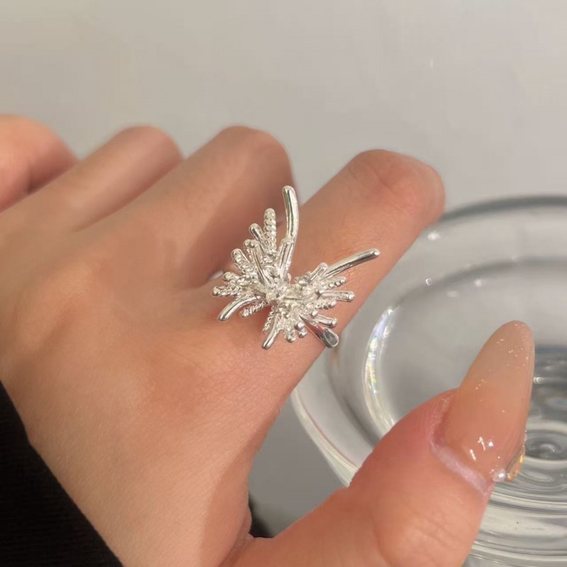 小众设计爱心戒指女可调节素银食指戒高级感指环时尚个性百搭手饰