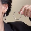 轻奢高级感圆圈耳环女超百搭质感光面金属耳圈耳饰小众设计感耳钉