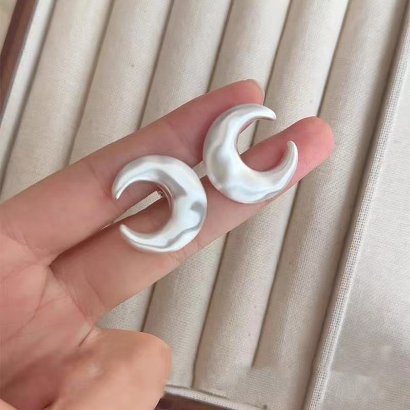 轻奢高级感圆圈耳环女超百搭质感光面金属耳圈耳饰小众设计感耳钉