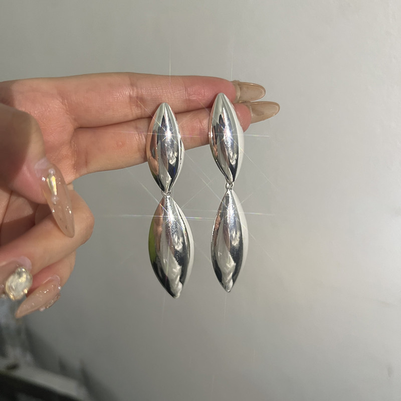 轻奢高级感圆圈耳环女超百搭质感光面金属耳圈耳饰小众设计感耳钉