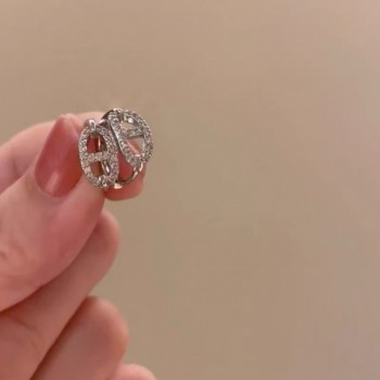 s925银耳环女轻奢高级感耳饰小众简约耳扣经典ins风耳圈饰品批发