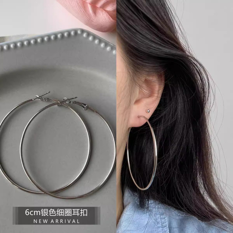 法式金属圆圈耳圈素圈耳环新款潮小众设计感独特气质耳饰女显脸小