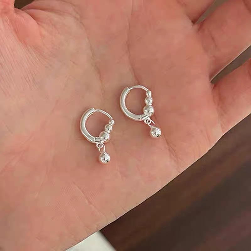 s925银耳环女轻奢高级感耳饰小众简约耳扣经典ins风耳圈饰品批发