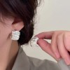 S925银针秋冬轻奢小众珍珠耳钉女精致高级感耳环百搭气质耳饰批发